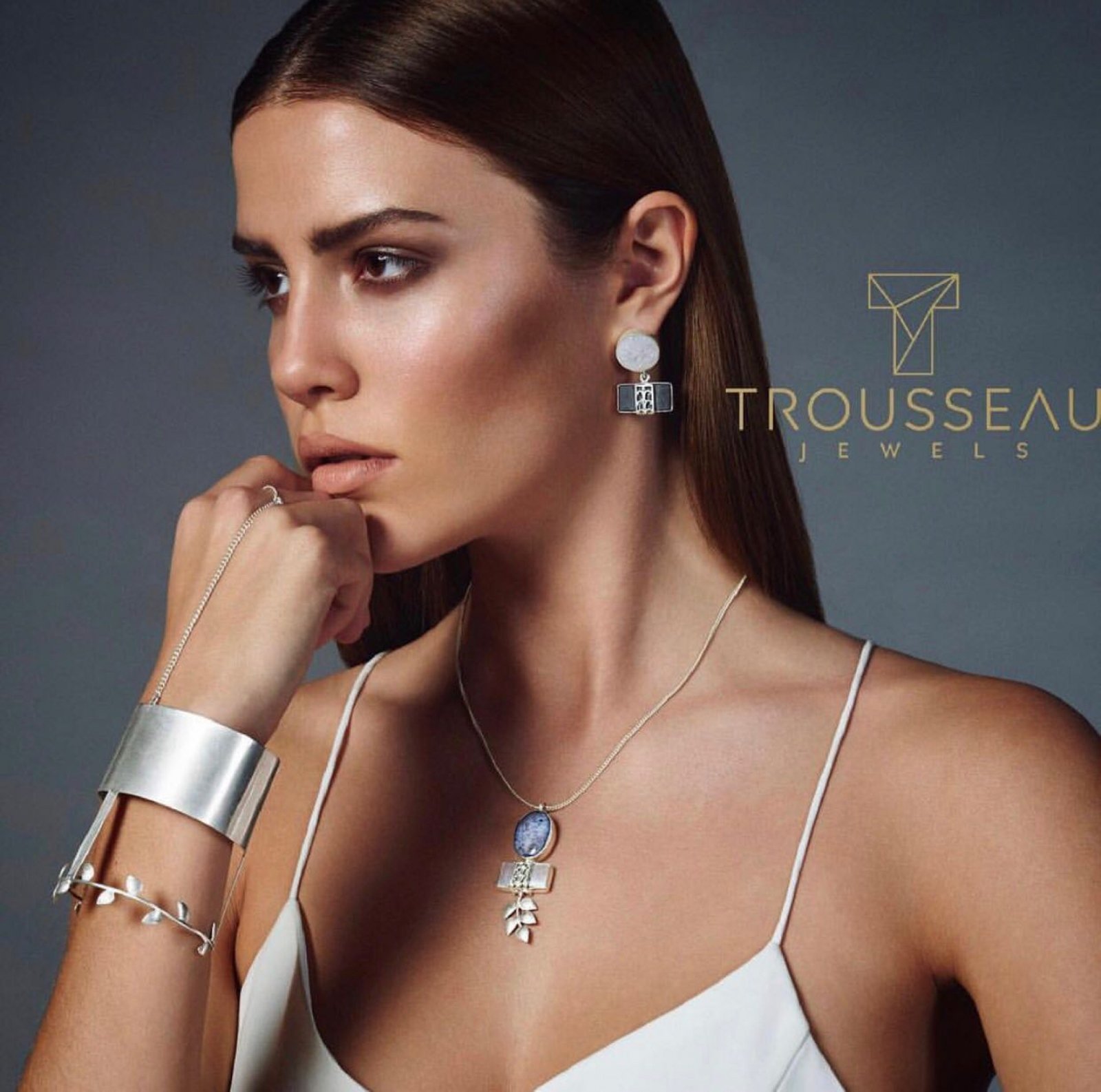 Midikennov model Barbara Micek za poznati brend Trousseau Jewels 