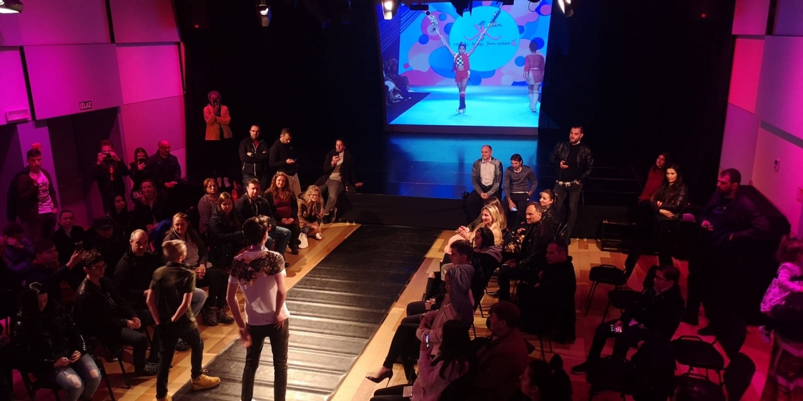 Kreću upisi u modnu školu Midikenn model management